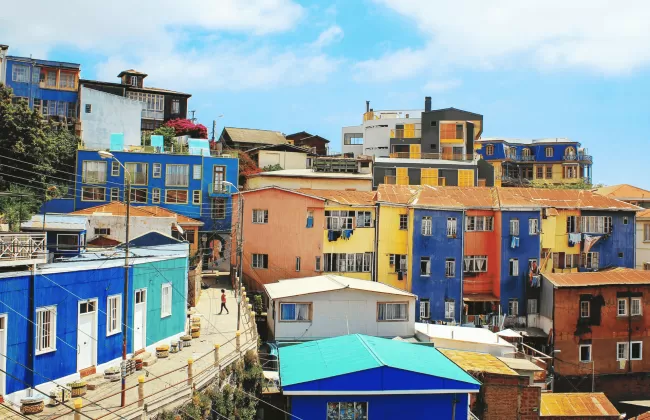 Colorful hillside houses in the coastal city of Valparaíso, Chile.